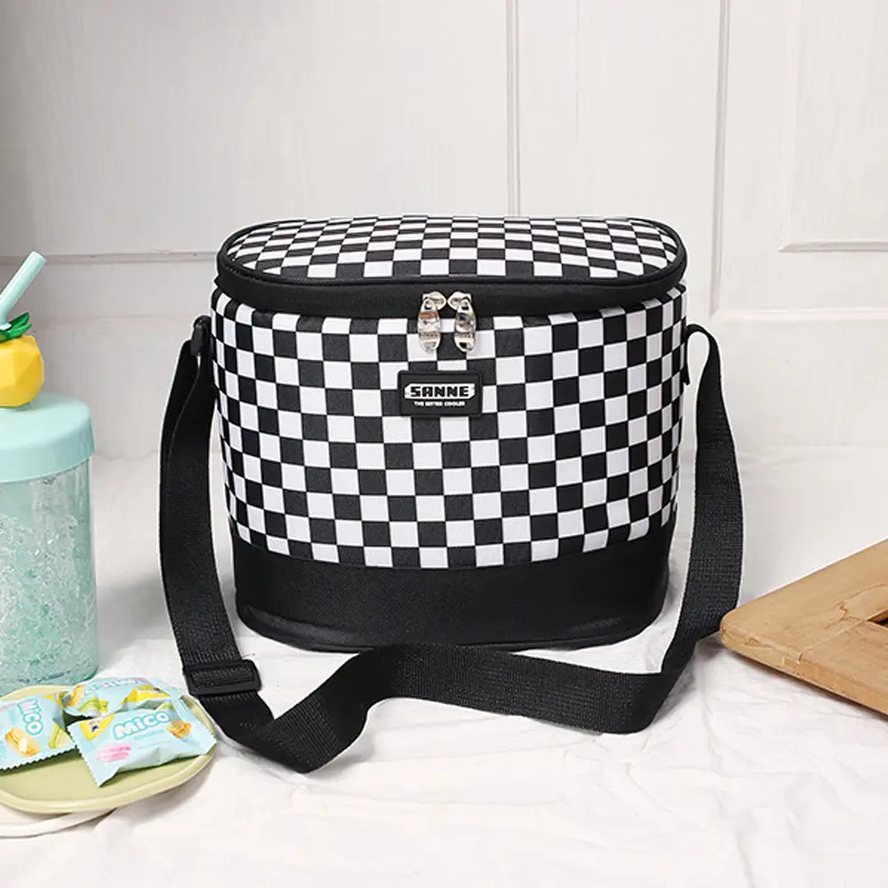 Sanne 9.5L Chequered Pattern Lunch Bag #21102 Sanne 9.5L Chequered Pattern Lunch Bag #21102